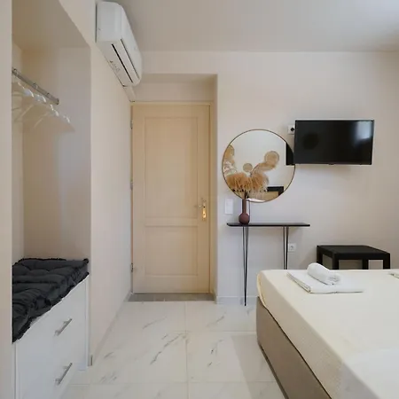 فيلة Helicon Luxury