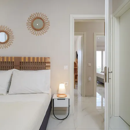 Villa Helicon Luxury *