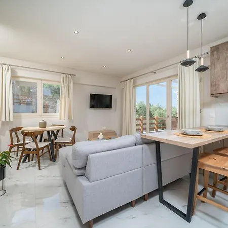 Helicon Luxury فيلة لايميناس