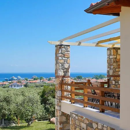 Helicon Luxury * لايميناس