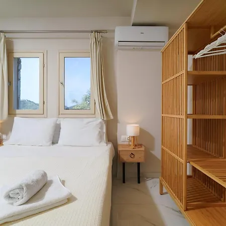 Helicon Luxury וילה *