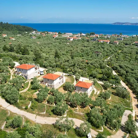 Helicon Luxury فيلة لايميناس